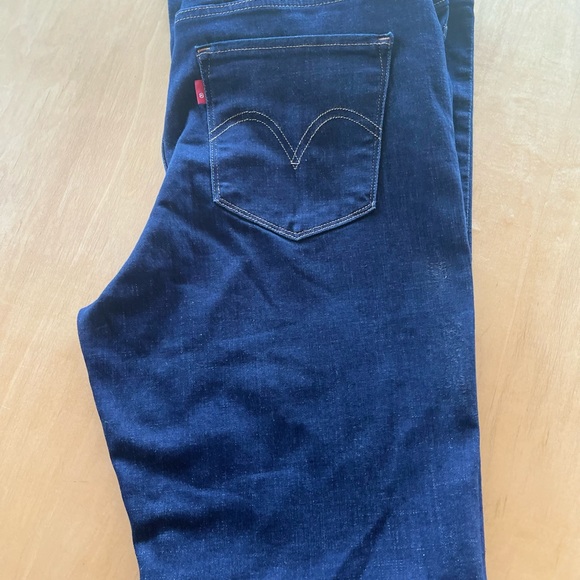 Levi Classic Fit Bootcut Jeans - Picture 7 of 7